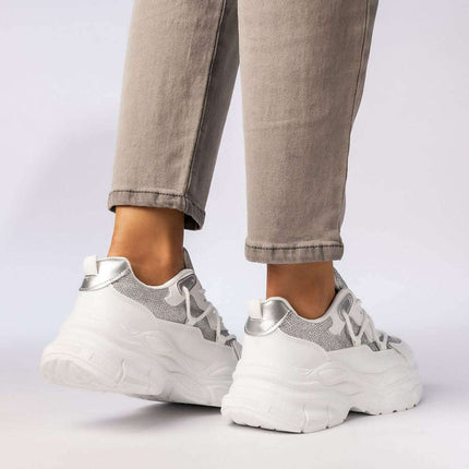 Sport Shoes model 210598 - Très Elite