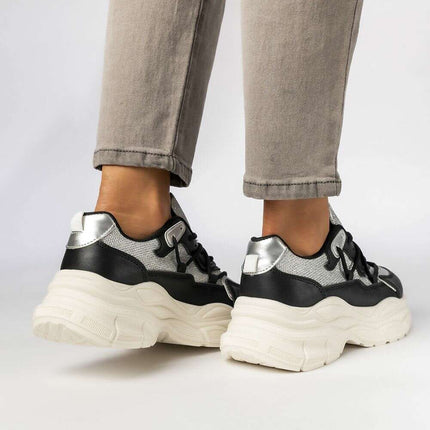 Sport Shoes model 210599 - Très Elite