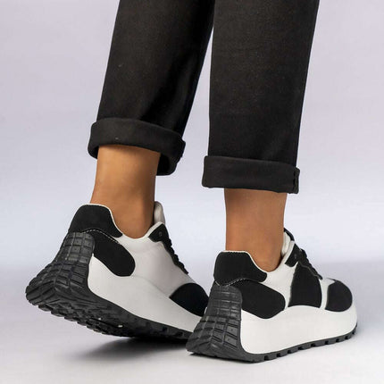 Sport Shoes model 210600 - Très Elite