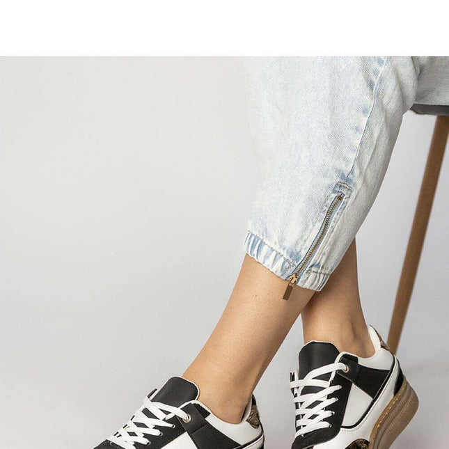 Sport Shoes model 213761