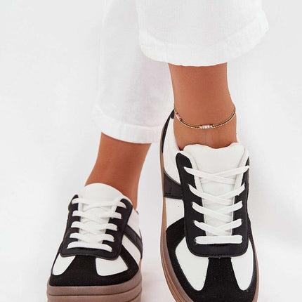 Sport Shoes model 216422 - Très Elite