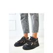 black / 36