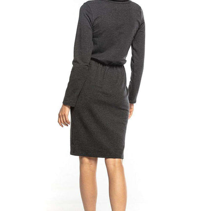 Sporty Chic Midi Dress with Convenient Kangaroo Pocket - Très Elite