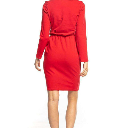 Sporty Chic Midi Dress with Convenient Kangaroo Pocket - Très Elite