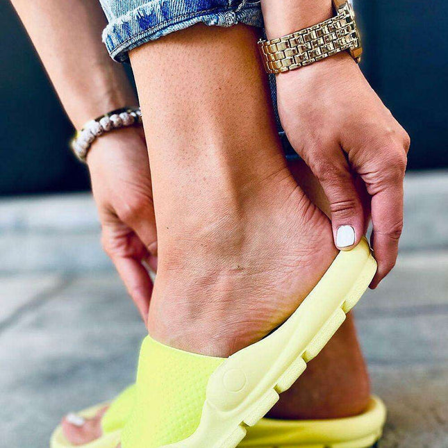 Sporty Comfort Women's Flip-Flops Model 166426