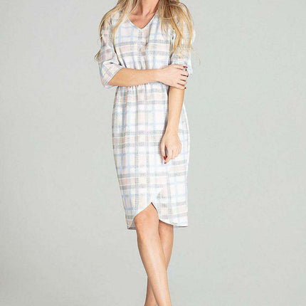 Spring-Ready Checkered Midi Dress with 3/4 Sleeves and Comfort Fit Waistband - Très Elite