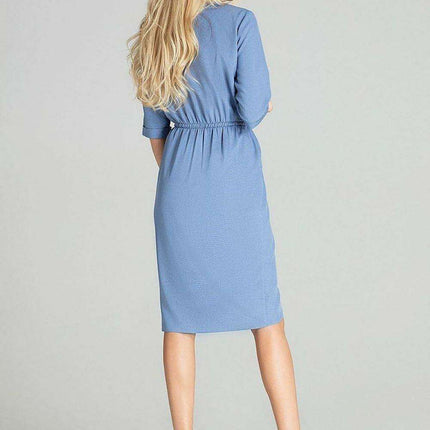 Spring-Ready Checkered Midi Dress with 3/4 Sleeves and Comfort Fit Waistband - Très Elite