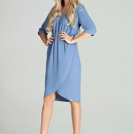 Spring-Ready Checkered Midi Dress with 3/4 Sleeves and Comfort Fit Waistband - Très Elite
