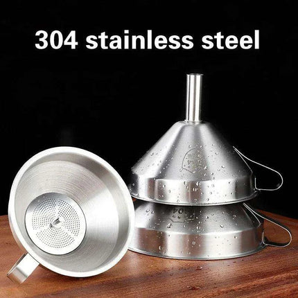 Stainless Steel Canning Funnel with Removable Strainer for Effortless Liquid Transfer and Preservation - Très Elite