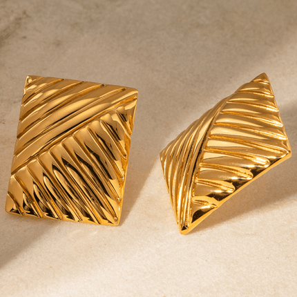 Stainless steel striped symmetrical earrings, simple niche design, fashionable earrings - Très Elite