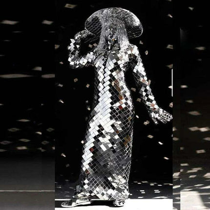 Stellar Chic: Innovative High-Tech Wedding Attire for Couples - Reflective Performance Ensemble - Très Elite