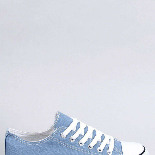 Step Up Your Style Quotient with Sneakers Model 178736