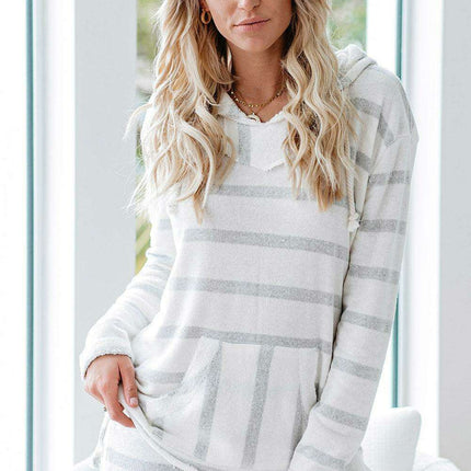 Striped Comfort Lounge Set with Pocket and Trendy Raw Hem - Très Elite