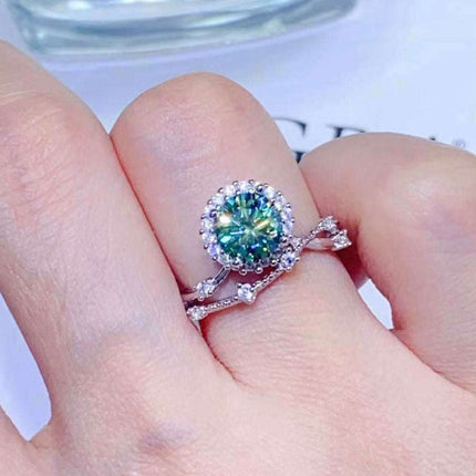 Stunning 1 Carat Lab-Created Diamond and Zircon Adorned Platinum Ring - Très Elite