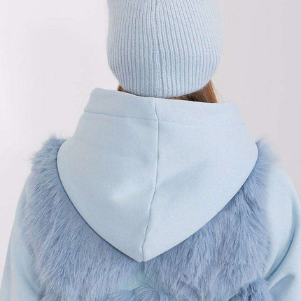 Stylish Braided Winter Hat with Eye-Catching Front Accent - Très Elite