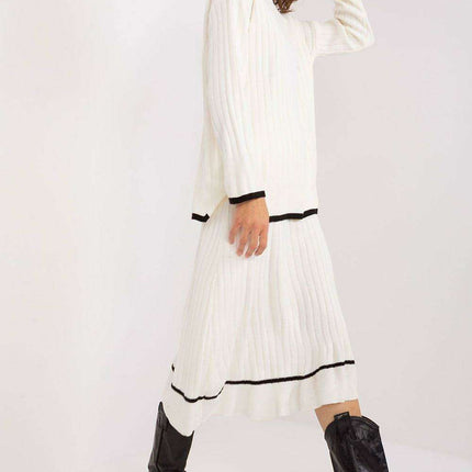 Stylish Contrast-Knitwear Set for Effortless Elegance - Très Elite