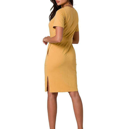 Stylish Cotton Knit Dress with Belt for Effortless Chic - Très Elite