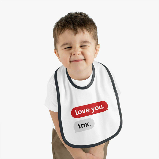 Stylish Fleece Baby Bib: The Elegant Feeding Essential for Fashion-Forward Infants - Très Elite