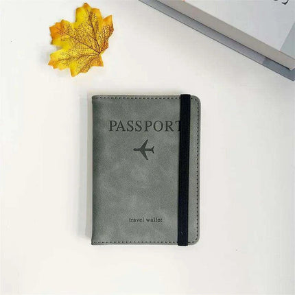 Stylish Genuine Leather RFID Passport Holder for Trendy Travelers - Très Elite