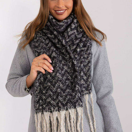 Stylish Geometric Patterned Wrap Shawl- Très Elite- Très Elite