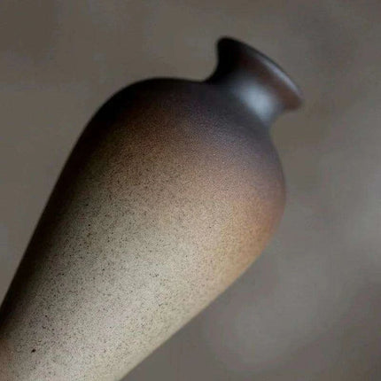 Stylish Hydroponic Ceramic Vase with Floral Accent for Tranquil Tabletop Elegance - Très Elite