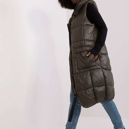 Stylish Insulated Hooded Vest for Cozy Fall and Winter Fashion - Très Elite