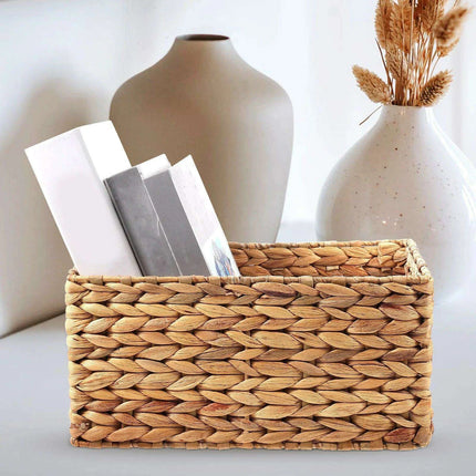 Stylish Natural Straw Storage Basket - Multi-Purpose Organizer for Toys, Snacks, and Home Essentials..