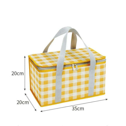 Stylish Outdoor Companion: Versatile Waterproof Picnic Handbag with Easy-Clean Features - Très Elite