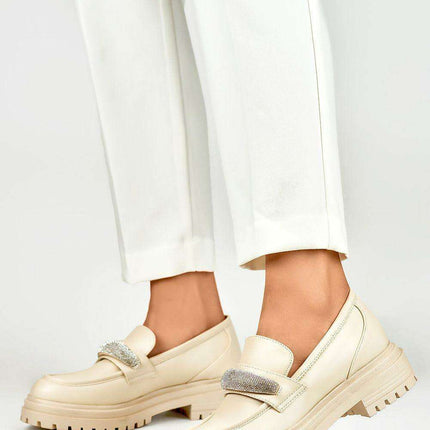 Stylish Platform Moccasins with Sparkling Accent - Très Elite