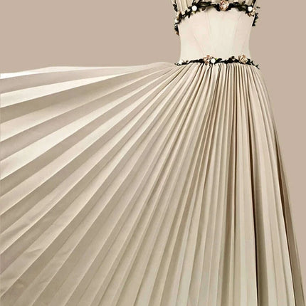 Stylish Pleated Camisole Dress with Floral Details - Très Elite