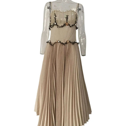 Stylish Pleated Camisole Dress with Floral Details - Très Elite