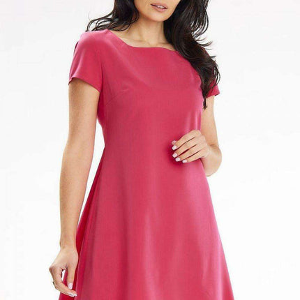 Stylish Pleated Trapeze Dress for Versatile Elegance