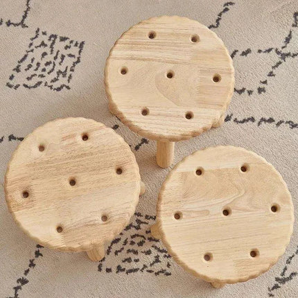 Stylish Solid Wood Children's Cookie Bench - Versatile Low Stool for Home and Play Areas - Très Elite