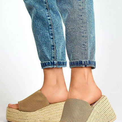 Stylish Sustainable Platform Flip-Flops - Très Elite