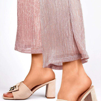 Stylish Sustainable Suede Heeled Flip-Flops - Très Elite