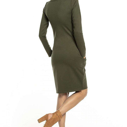 Stylish V-Neck Cotton Blend Dress with Convenient Hidden Pockets - Très Elite