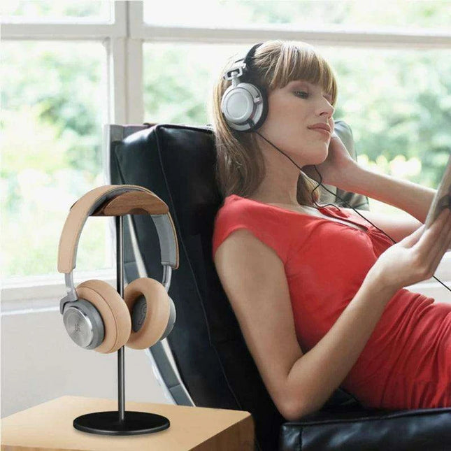Stylish Walnut & Aluminum Alloy Headphone Stand - Modern Minimalist Earphone Holder for Desk Organization