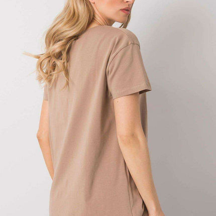 Stylish Women's Graphic Tee for Any Occasion - Très Elite