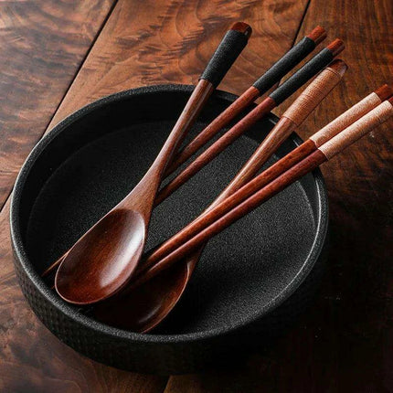 Stylish Wooden Utensil Collection: Premium Long Handle Soup Spoon & Elegant Chopsticks for Authentic Asian Dining - Très Elite