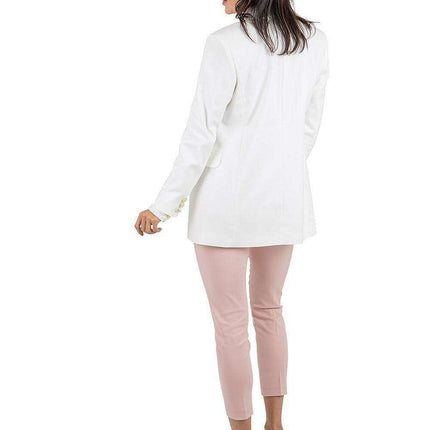 Stylish and Functional Cabba Jacket for Any Event - Très Elite