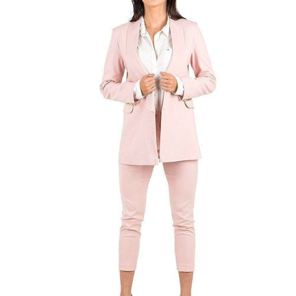 Stylish and Functional Cabba Jacket for Any Event - Très Elite