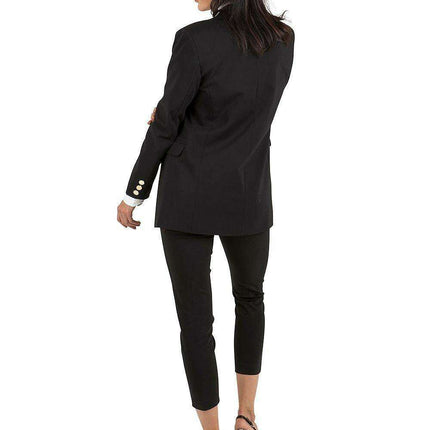 Stylish and Functional Cabba Jacket for Any Event - Très Elite