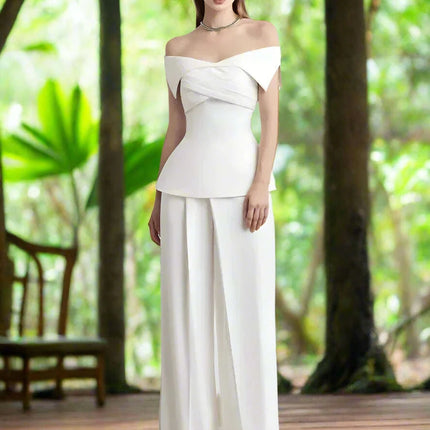 Summer 2-Piece Set with Off-Shoulder Neckline and Cross-Back Design - Pleated Jacket & Flowing Pants - Très Elite