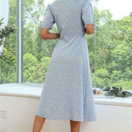 Summer Blossom Lace-Up Dress with Puff Sleeves - Très Elite