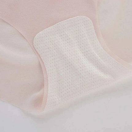 Summer Ice Silk Seamless Underwear Ladies Summer Ultra-thin Sense Quick-drying Pants Briefs Panties - Très Elite