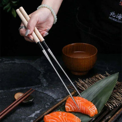 Sushi Perfection: Premium Japanese Sashimi Chopsticks for Culinary Aficionados - Très Elite