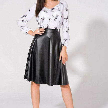 Sustainable Chic Eco-Leather Skirt with Stylish Zipper Accent - Tessita 61688 Supreme - Très Elite