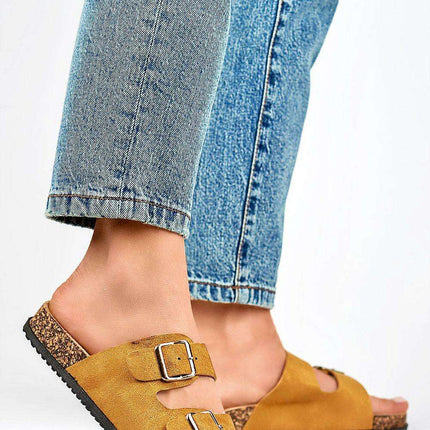 Sustainable Chic Suede Summer Flip-flops - Très Elite