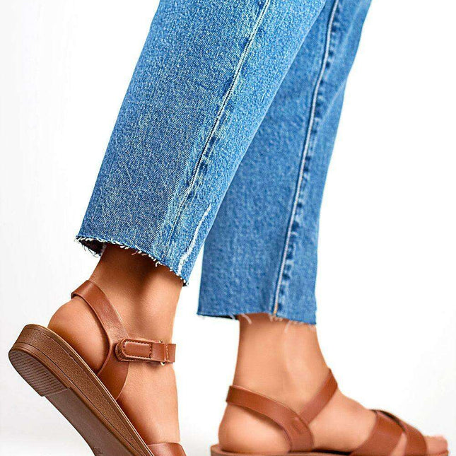 Sustainable Comfort Low-Profile Sandals - Très Elite