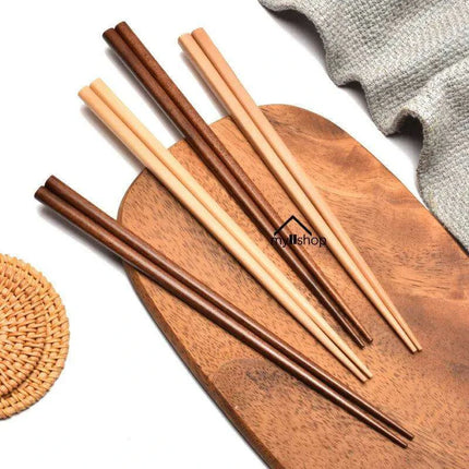 Sustainable Japanese Wooden Chopsticks – A Must-Have for Sushi Lovers - Très Elite